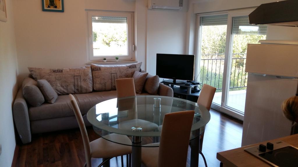 Apartment Adriatic Umag Exterior photo